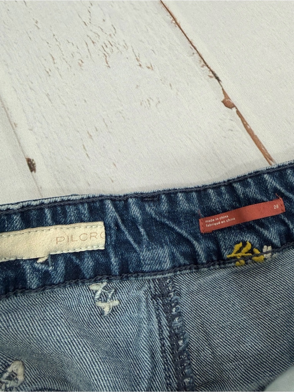 Anthropologie Pilcro The Icon Flare Jeans Size 28 - Picture 7 of 9